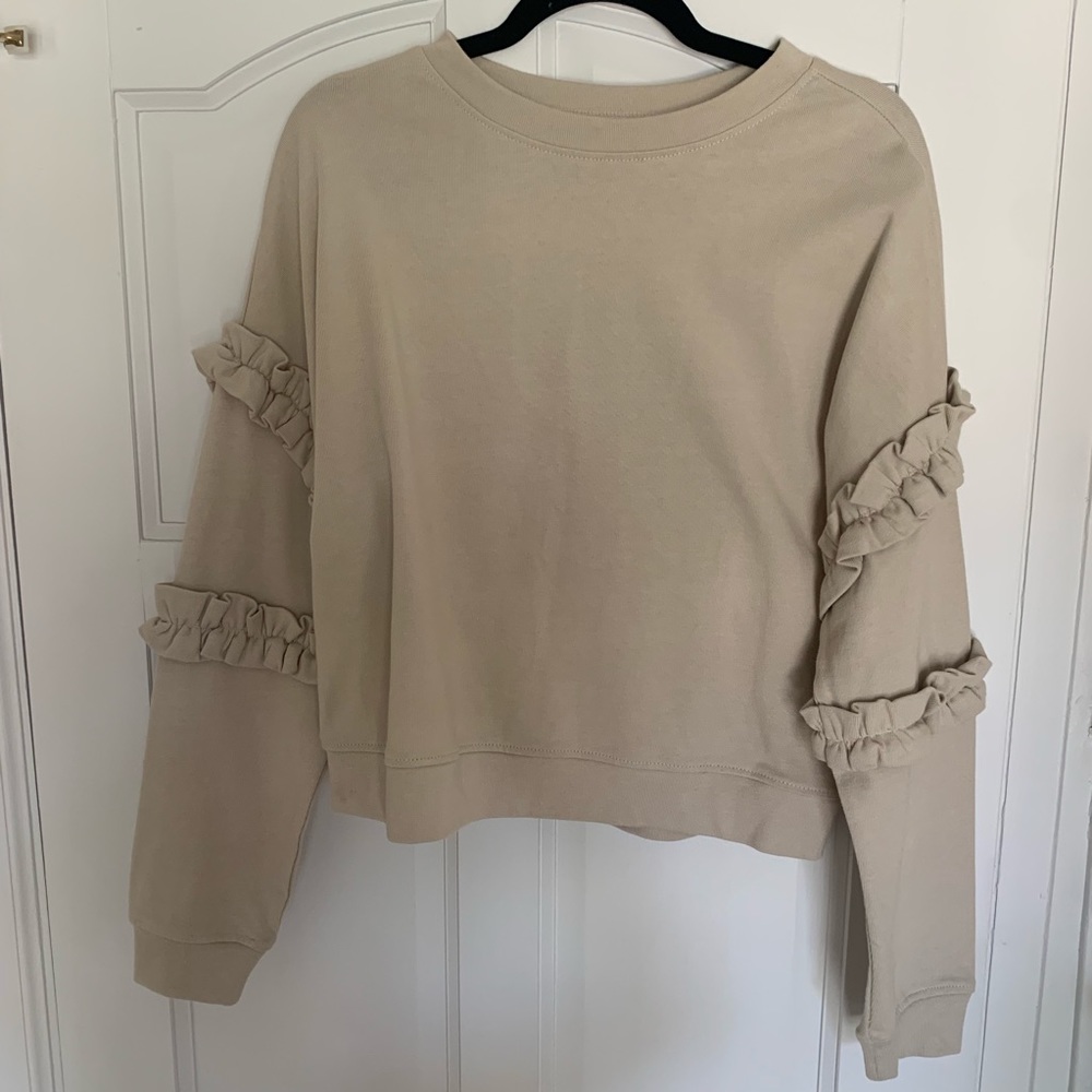tan Ruffle sleeve sweatshirt
